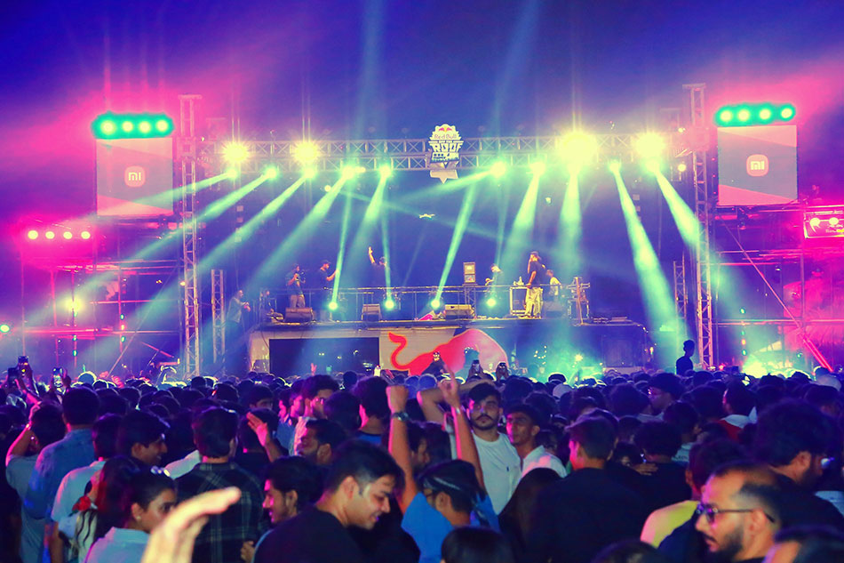 Live Concert